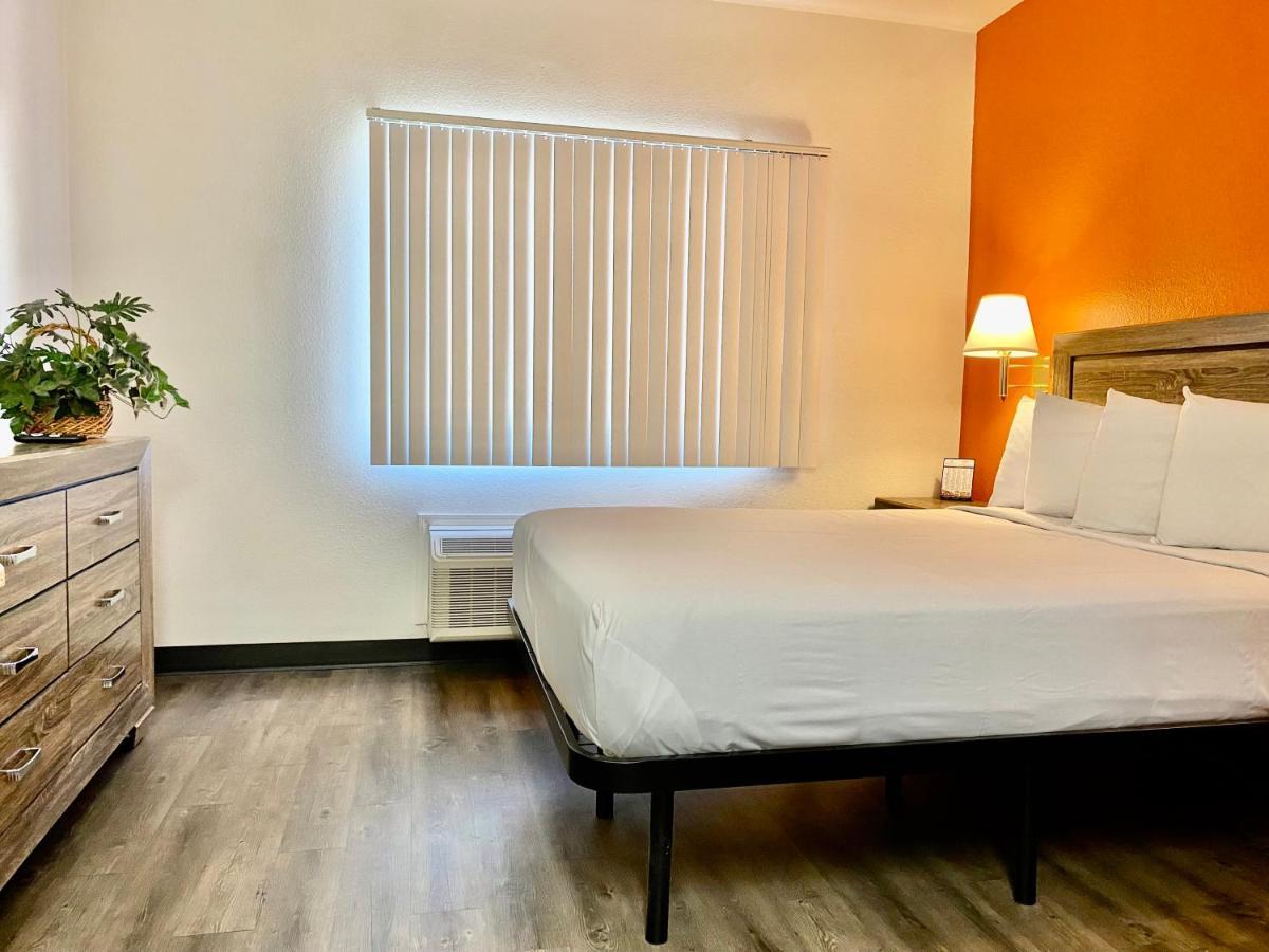 Siegel Select Flamingo Motel Лас Вегас Екстериор снимка